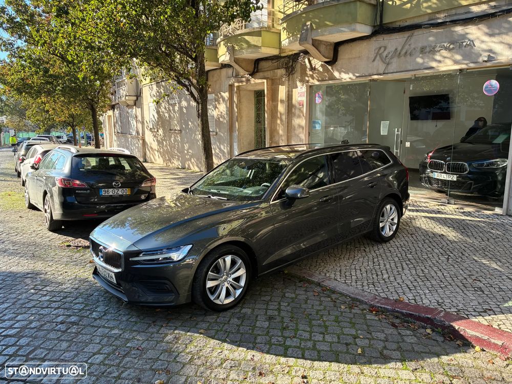 Volvo V60 2.0 B4 Momentum Plus Geartronic - 11