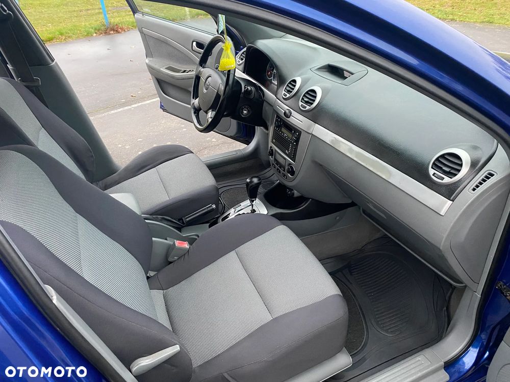 Chevrolet Lacetti 1.8 Platinum - 11