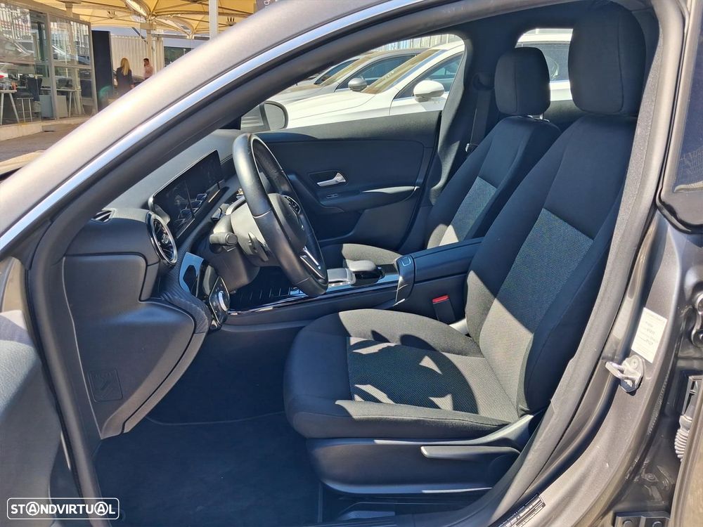 Mercedes-Benz CLA 200 d Shooting Brake Style Aut. - 9