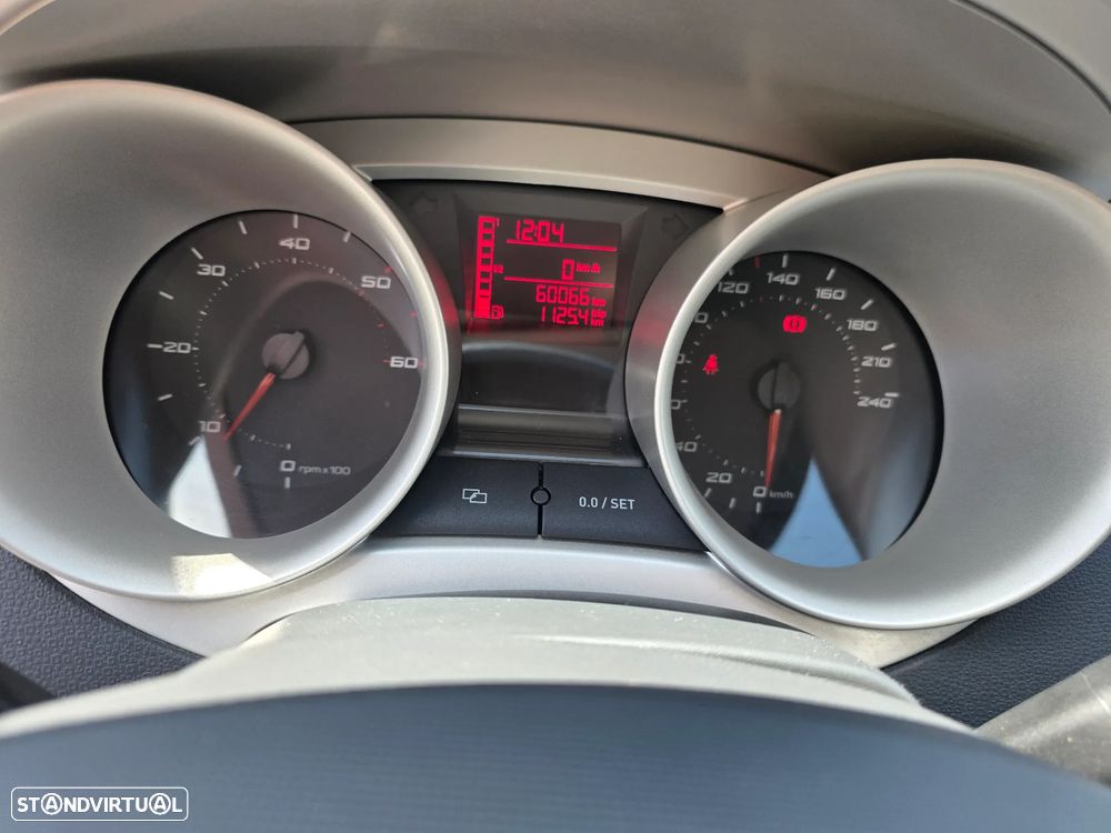SEAT Ibiza 1.6 TDI Style DPF - 7