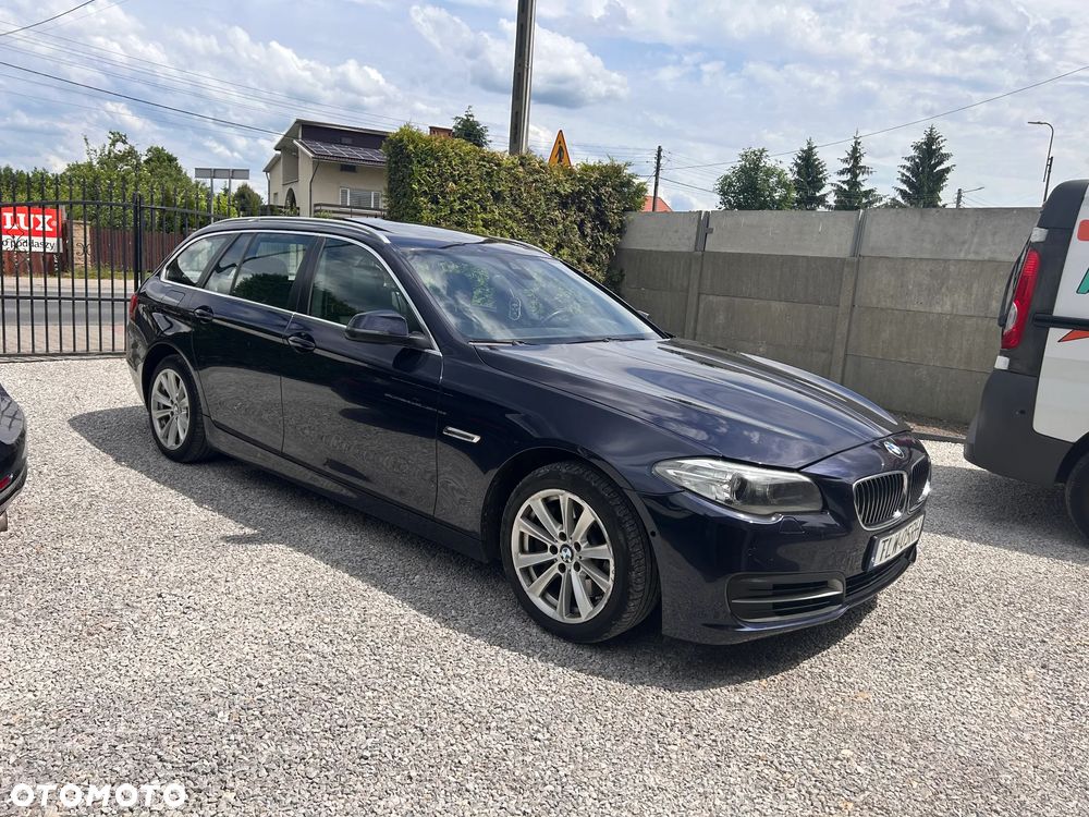 BMW Seria 5 525d - 2