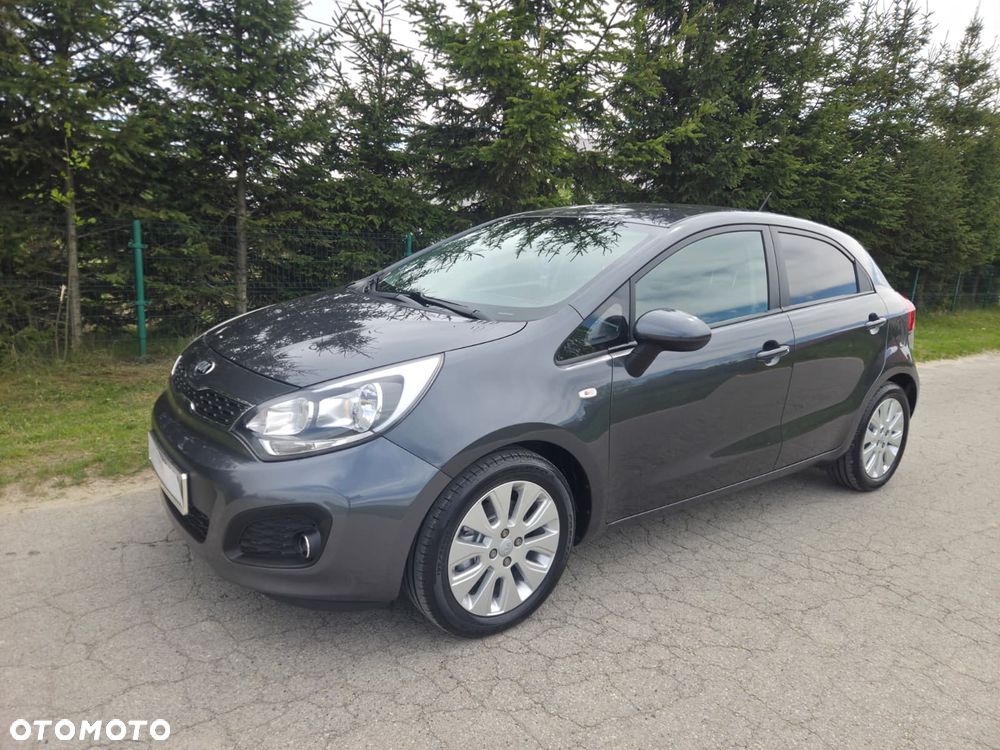 Kia Rio 1.2 L - 11