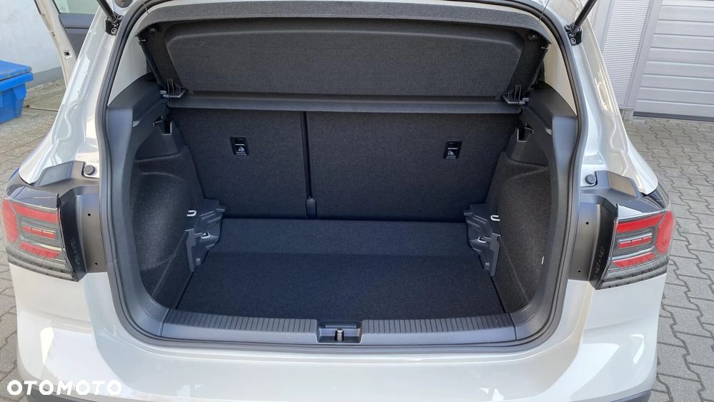 Volkswagen T-Cross 1.0 TSI Life Plus DSG - 24