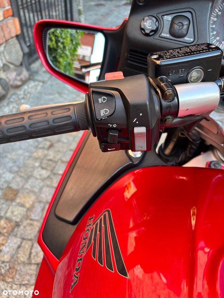 Honda ST - 21