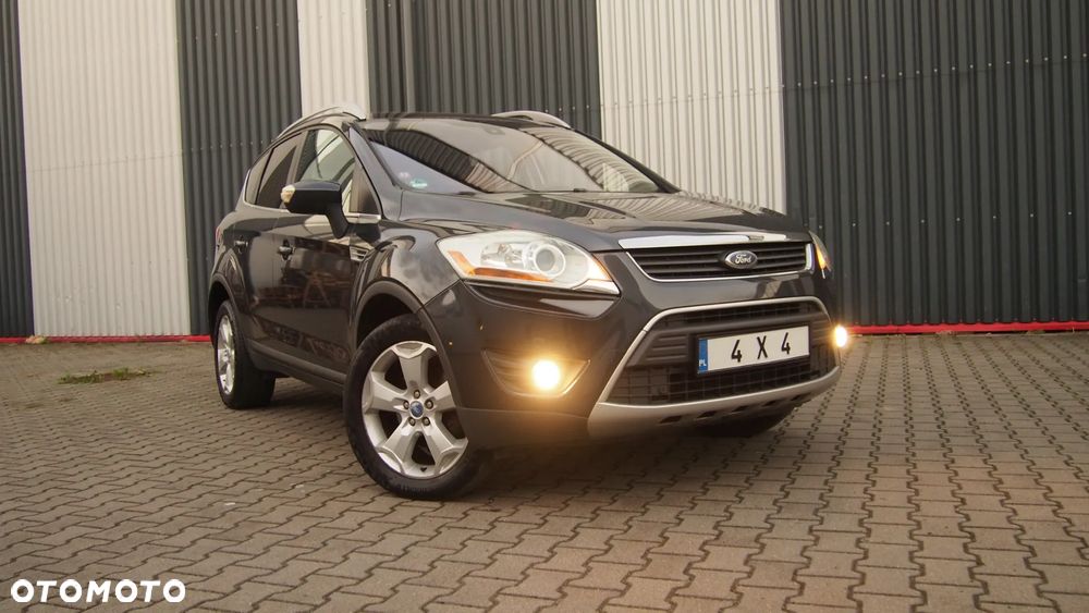 Ford Kuga 2.0 TDCi 4x4 Titanium - 36