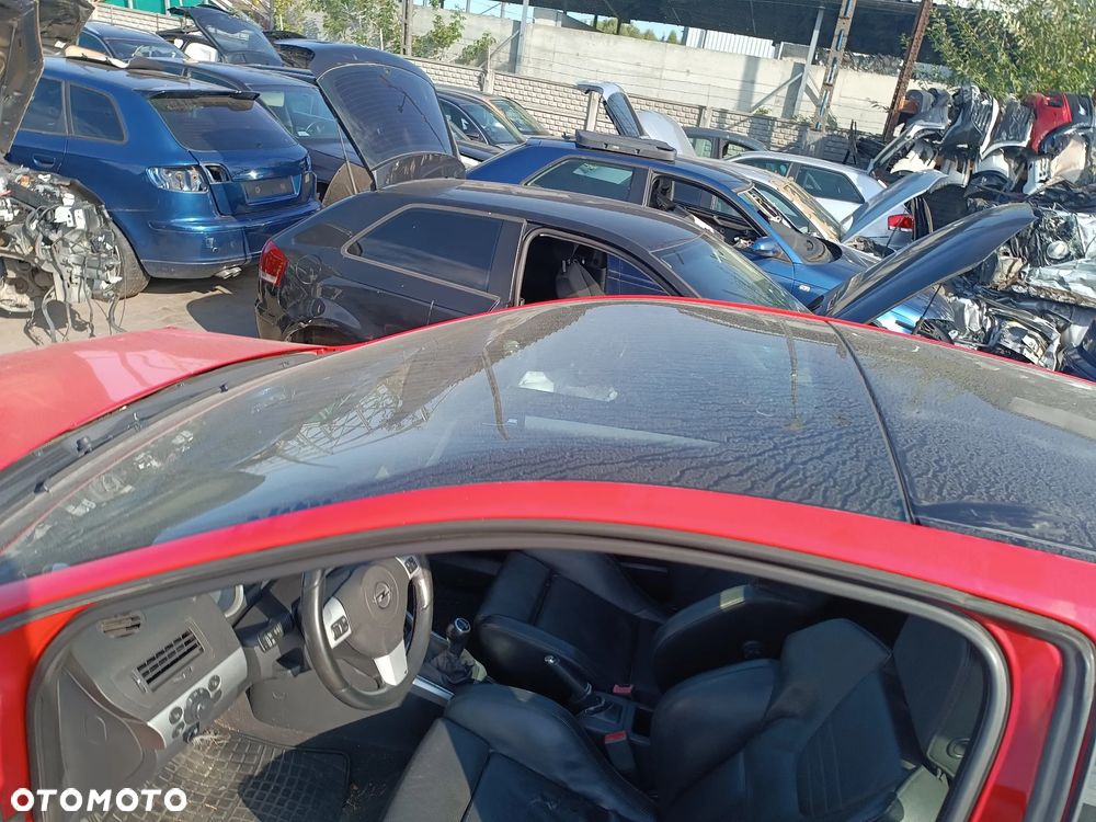 Opel astra H GTC Z silnikiem 1.6 turbo o ozn. Z16LET i skrzynią manualną 6 biegów M32 kod lakieru  Z50B - 8