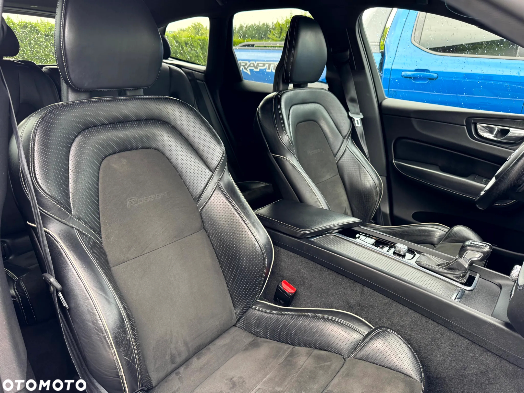 Volvo XC 60 T5 AWD R-Design - 21