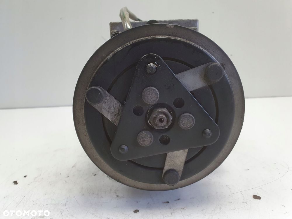 SPRĘŻARKA KLIMATYZACJI Volvo S40 II V50 2.0 D _ pompa 3M5H-19D629-HE - 7