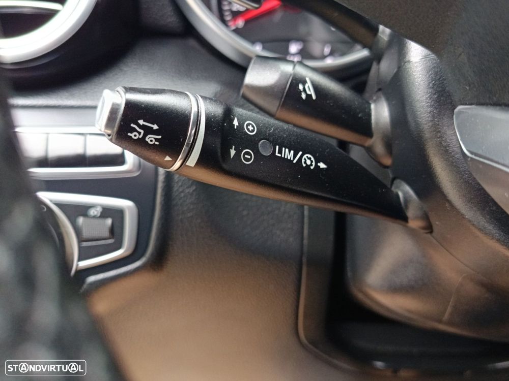 Mercedes-Benz GLC 250 d Off-Road 4-Matic - 27