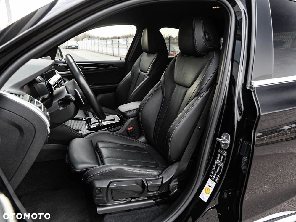 BMW X4 xDrive30i - 23