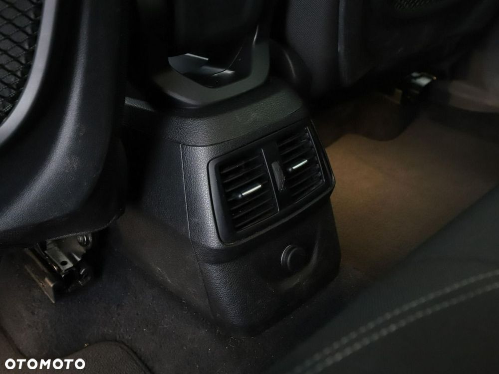 BMW Seria 2 225xe iPerformance Sport Line - 36