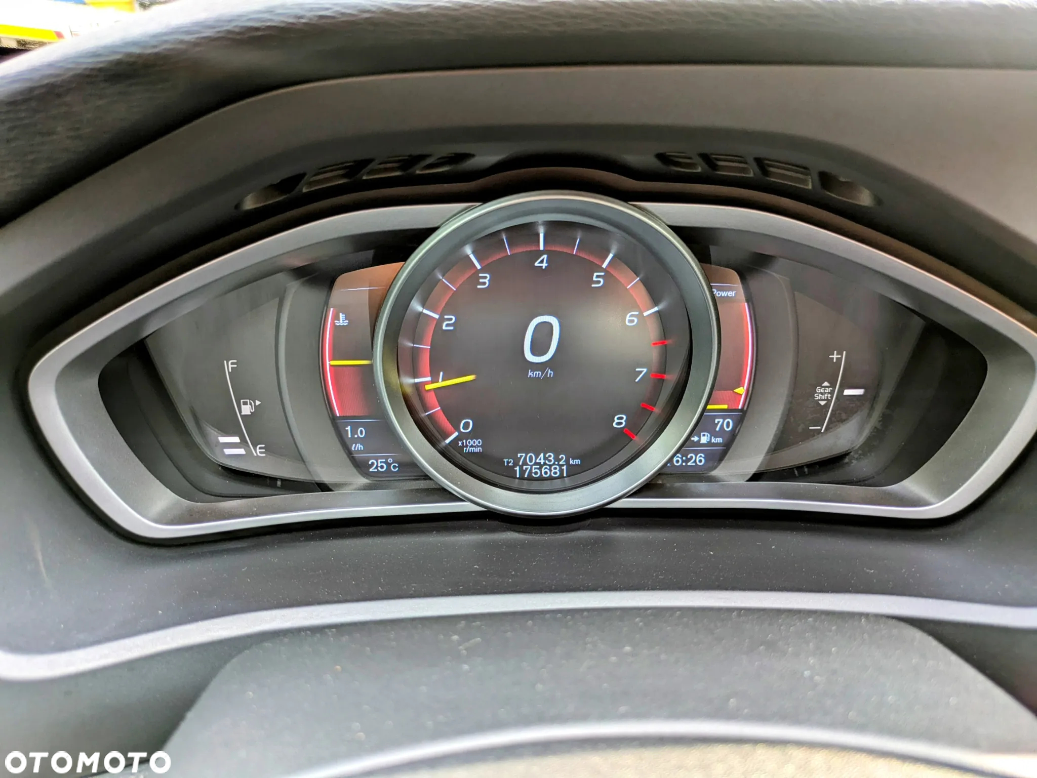 Volvo V40 T2 RDesign - 19