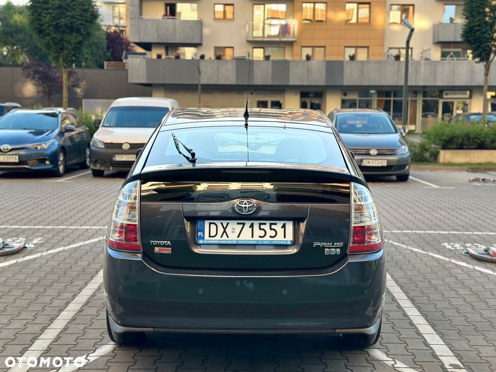 Toyota Prius 1.5 VVT-i Sol - 16