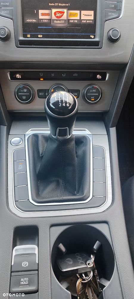 Volkswagen Passat 1.4 TSI BMT Trendline - 8