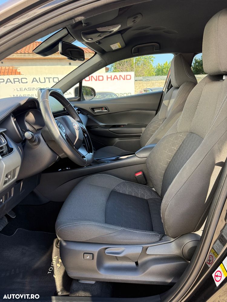 Toyota C-HR 1.8 HSD 122 CP 4x2 CVT C-ult Style bi-tone - 12