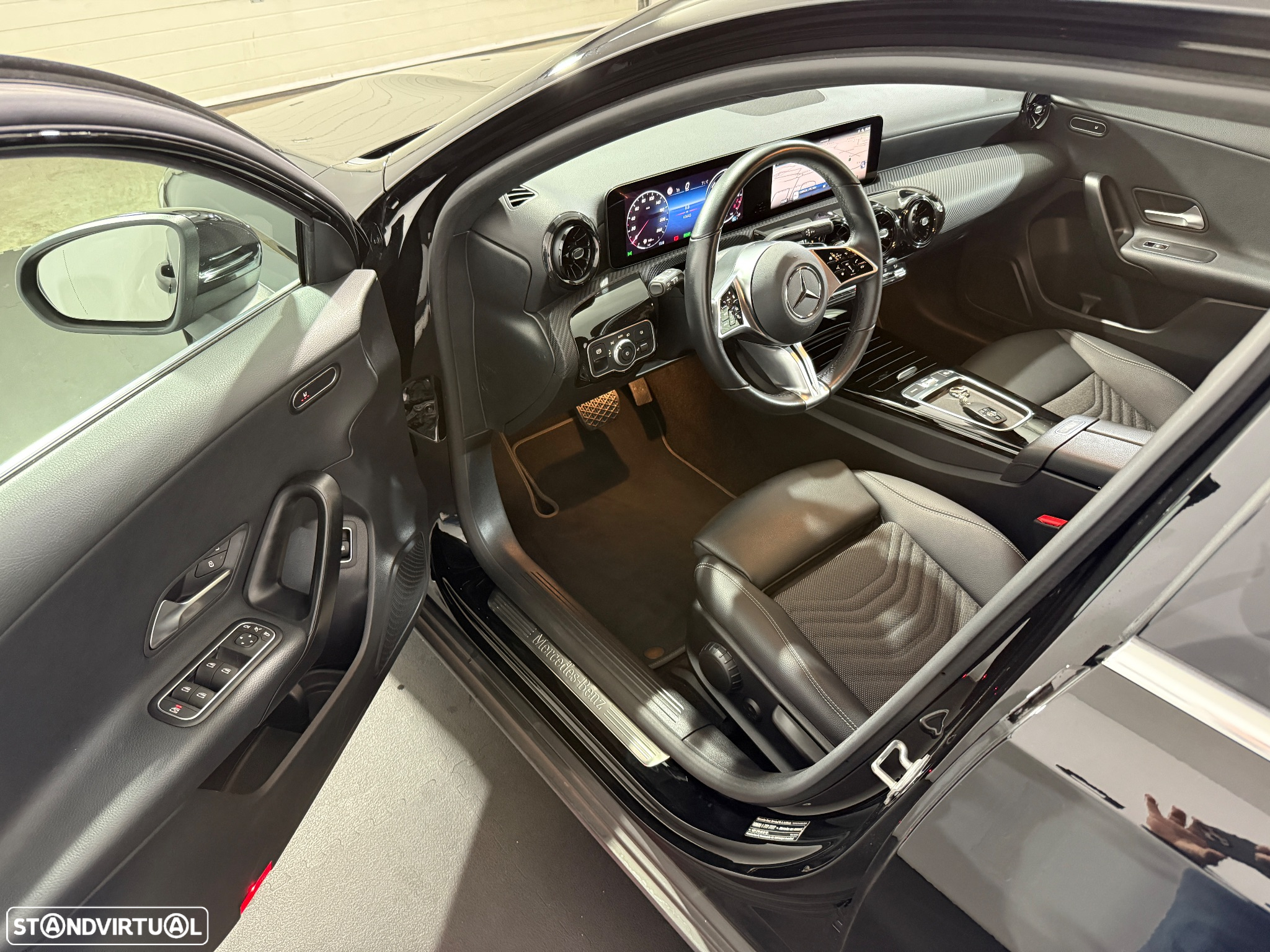 Mercedes-Benz A 250 e Style Plus - 11