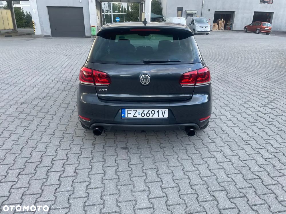 Volkswagen Golf 2.0 GTI DSG - 7