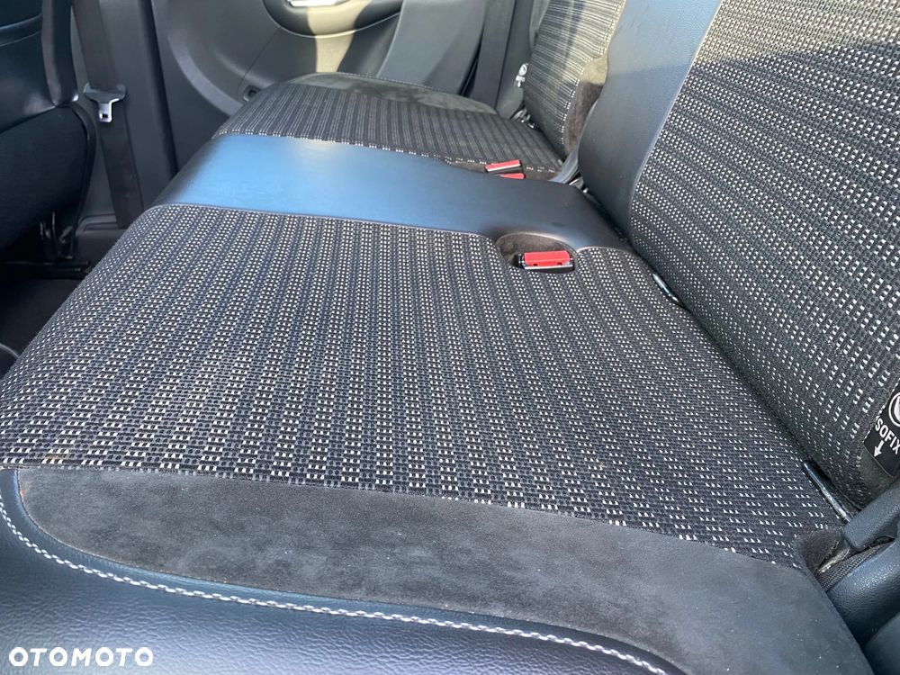 Citroën C3 Picasso 1.6 HDi Exclusive - 17