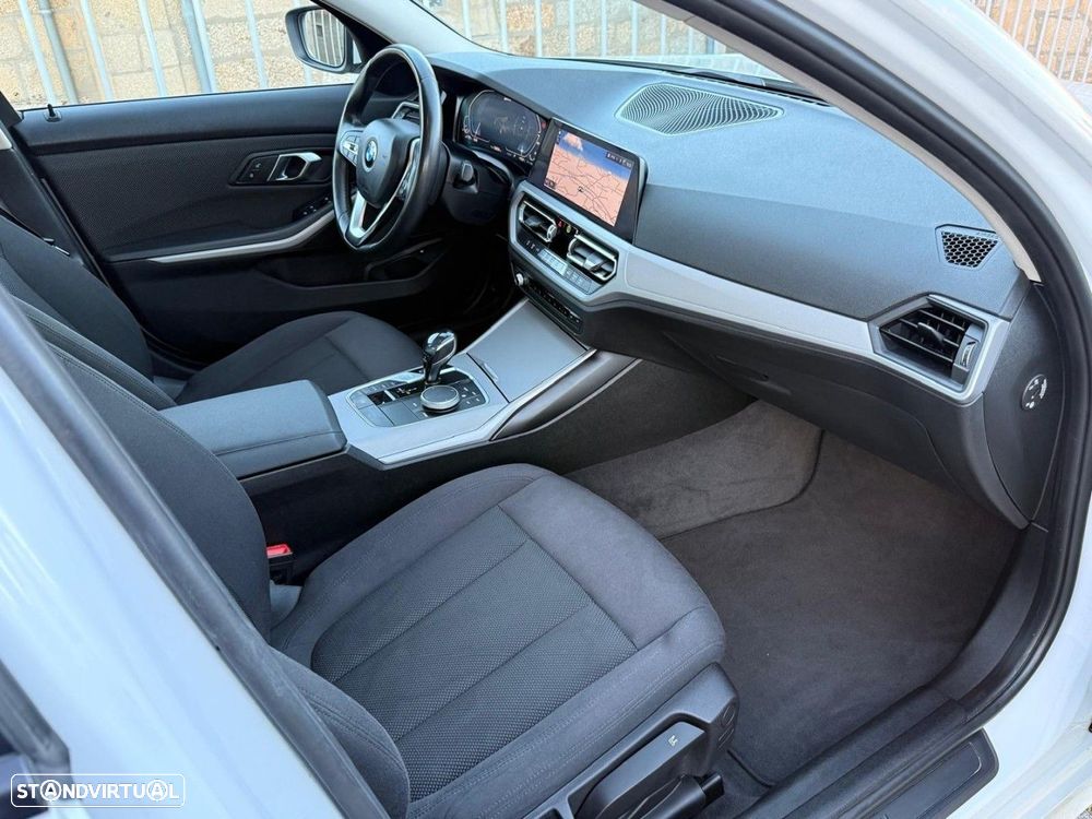 BMW 330 e Corporate Edition Auto - 14