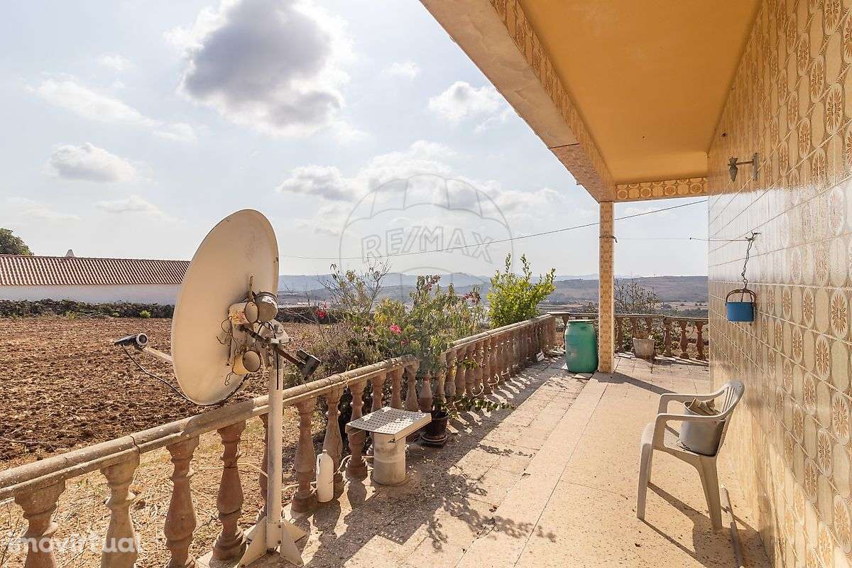 Moradia T2 para venda - Grande imagem: 2/12