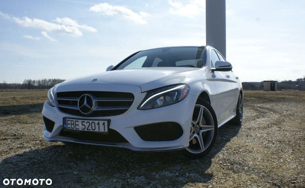 Mercedes-Benz Klasa C 300 9G-TRONIC - 1