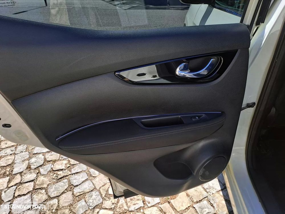Nissan Qashqai 1.5 dCi Tekna - 15