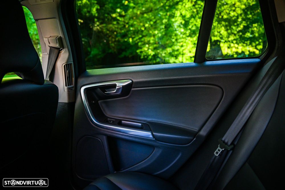 Volvo V60 - 42