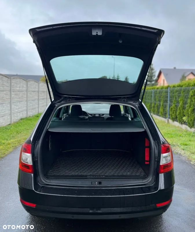 Skoda Octavia 2.0 TDI Style DSG - 8