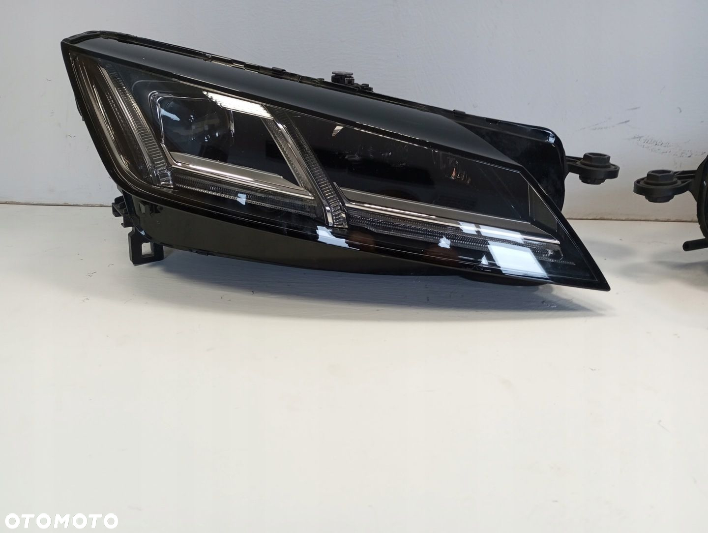 LAMPA FULL LED MATRIX AUDI TT 8S0 8S0941036 8S0941035 - 3