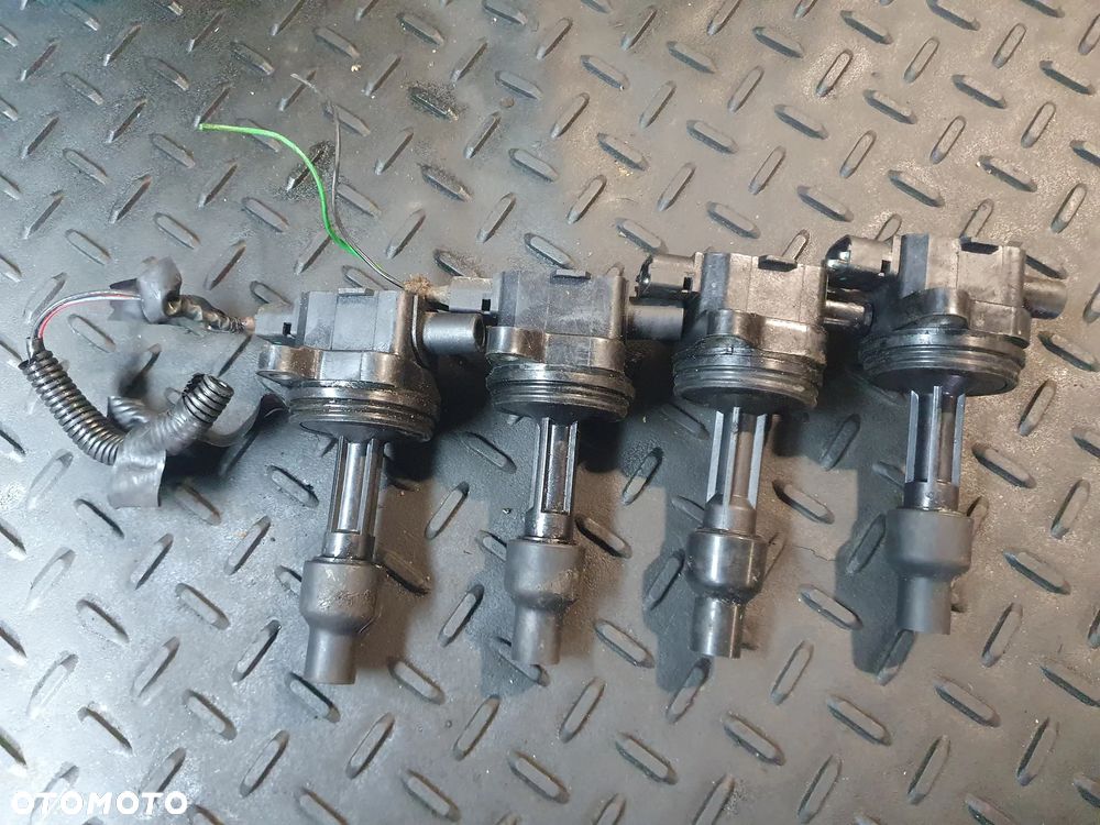 Cewki cewka zapłonowe komplet Volvo S40 V40 I 1995-2004 U4009 880344 2 PIN POSIADAM 2 KOMPLETY - 1