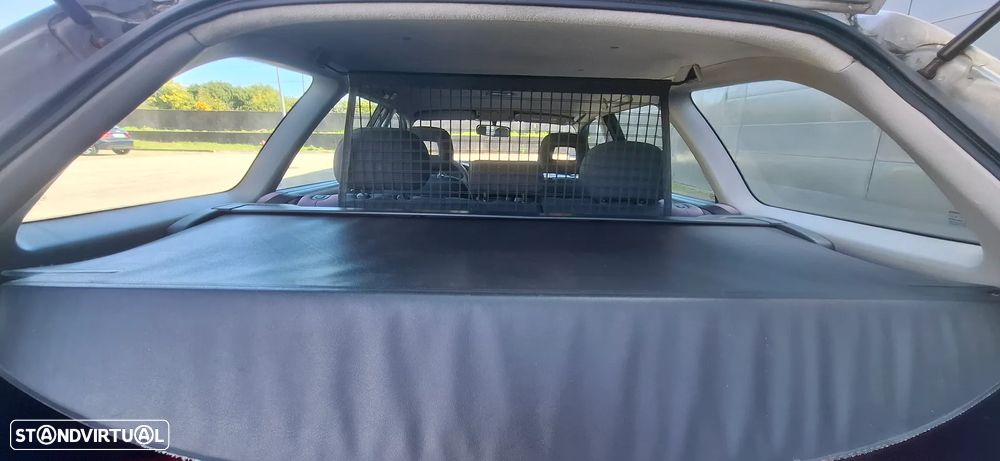 Toyota Avensis SW 2.0 D4D Terra - 7