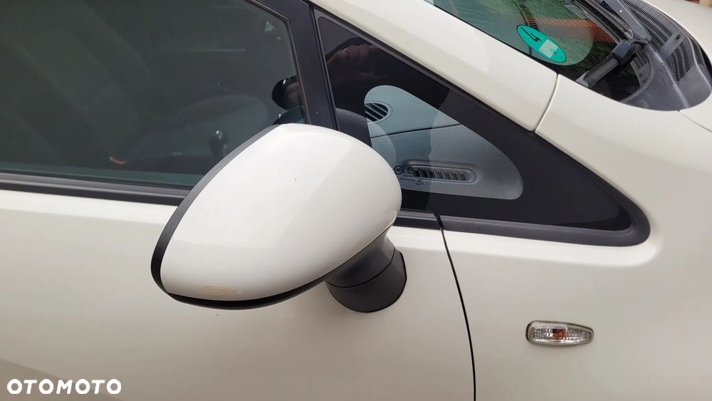 Kia Rio 1.4 Dream Team Edition - 30