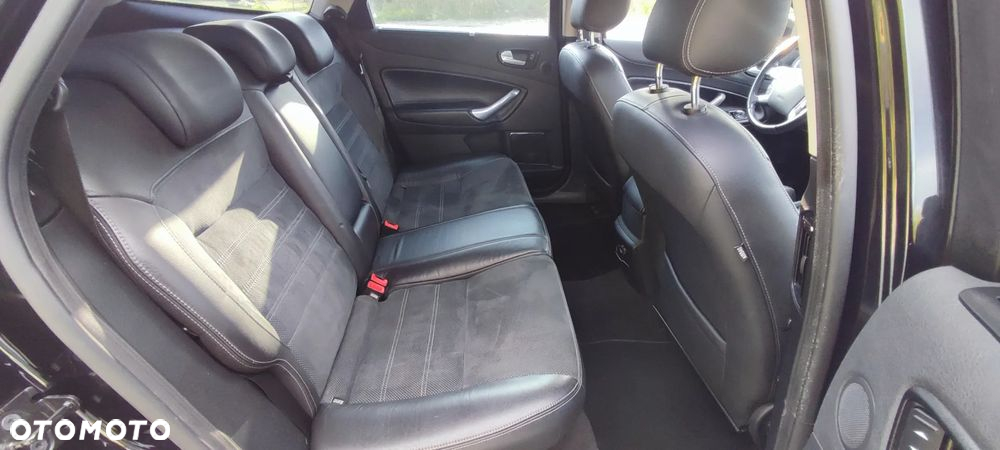Ford Mondeo - 19