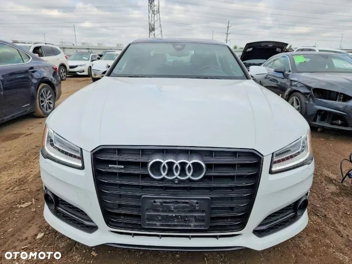 Audi A8 4.0 TFSI L Quattro - 5