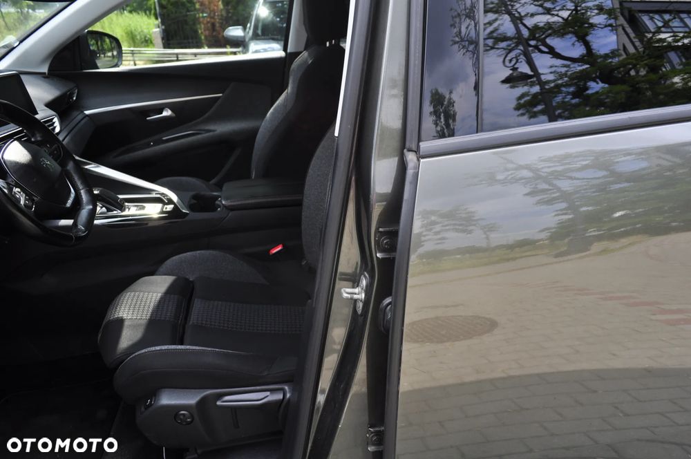 Peugeot 3008 1.6 BlueHDi Allure S&S EAT6 - 5