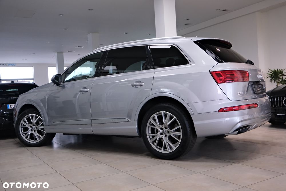 Audi Q7 - 17