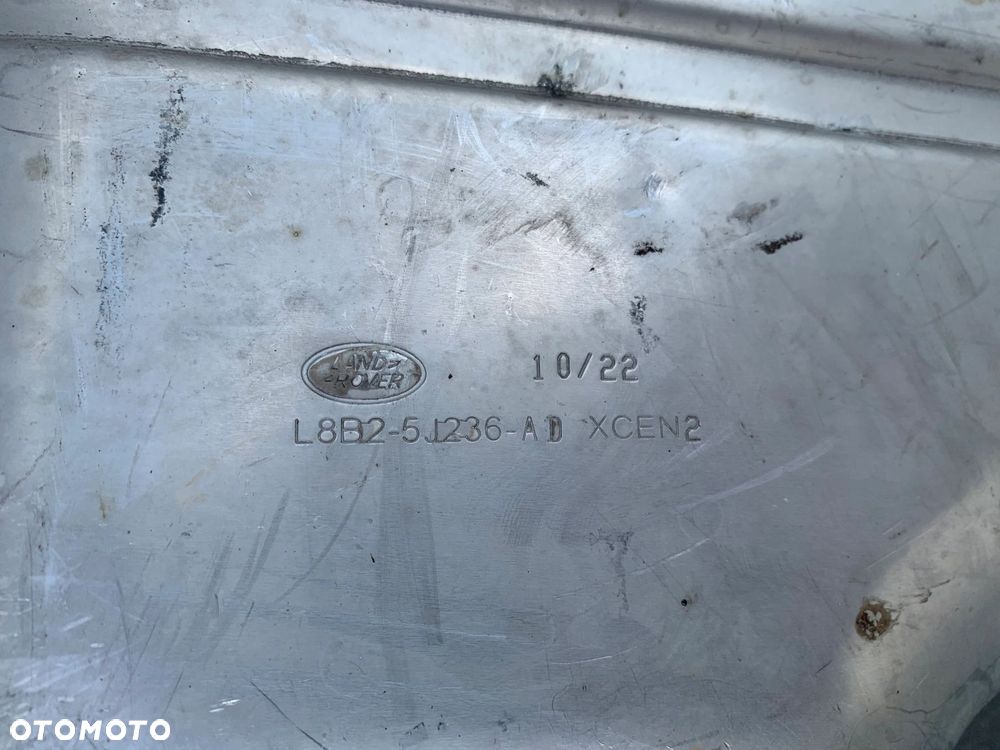 OSŁONA ZBIORNIKA ADBLUE LAND ROVER DEFENDER L663 L8B2-5J236-AB - 5