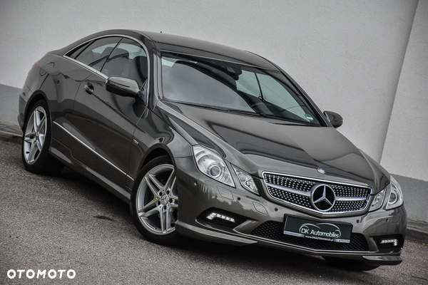 Mercedes-Benz Klasa E 250 CGI Coupe BlueEFFICIENCY Automatik Avantgarde