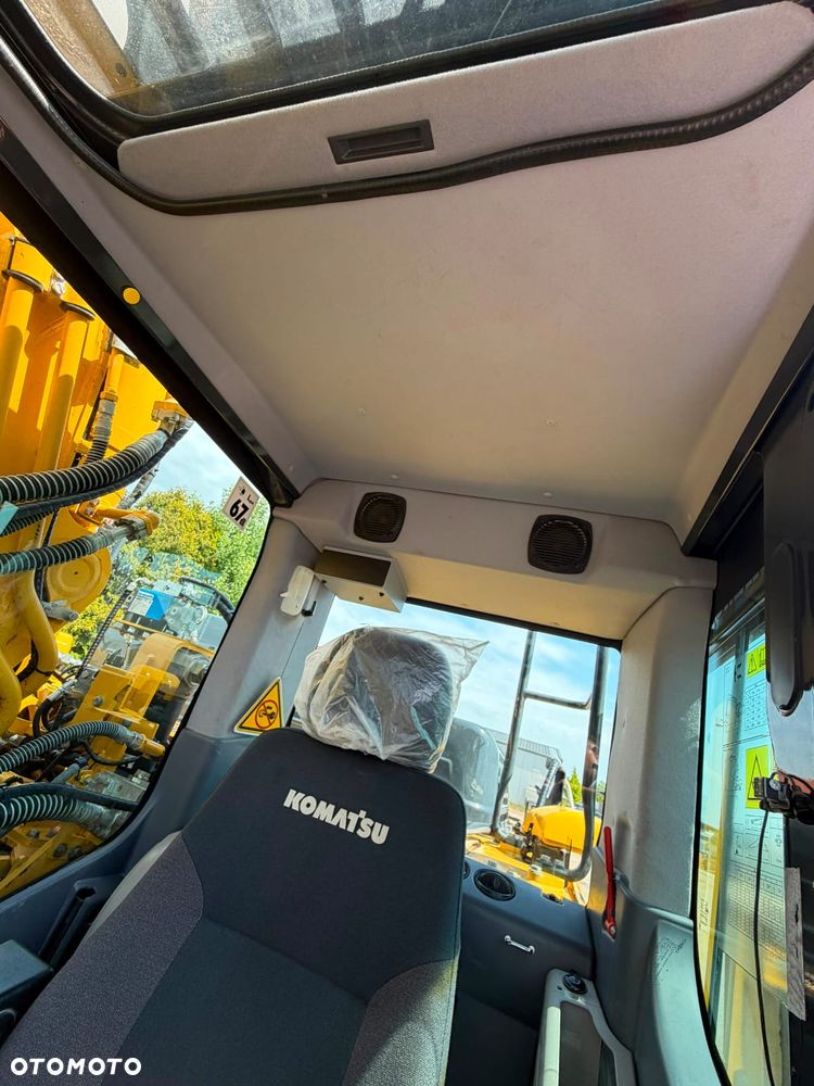 Komatsu PC 210LC-11E0 - 20