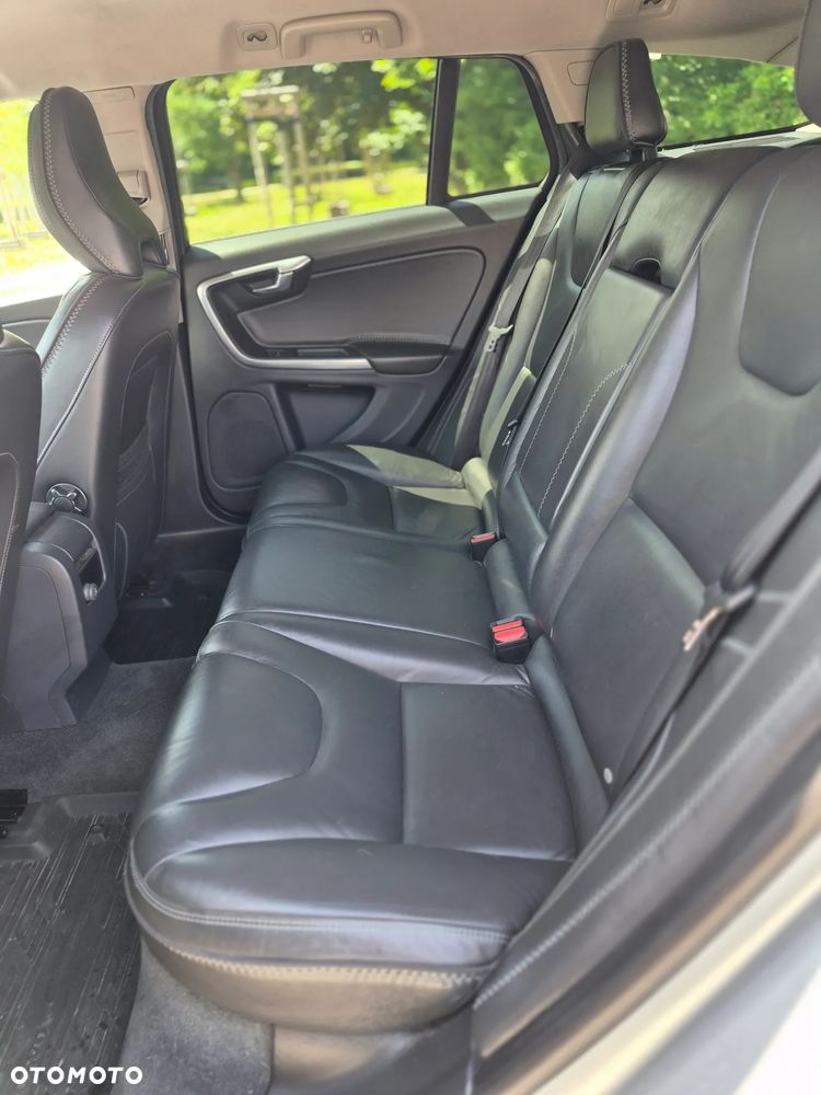 Volvo V60 - 16