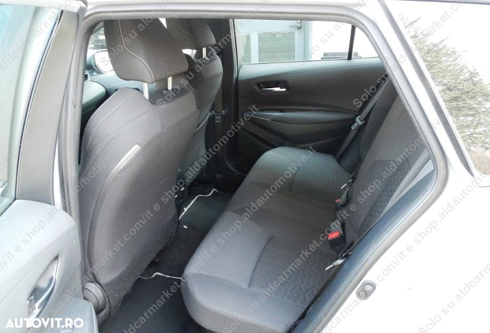Toyota Corolla 1.8 Business Edition - 9