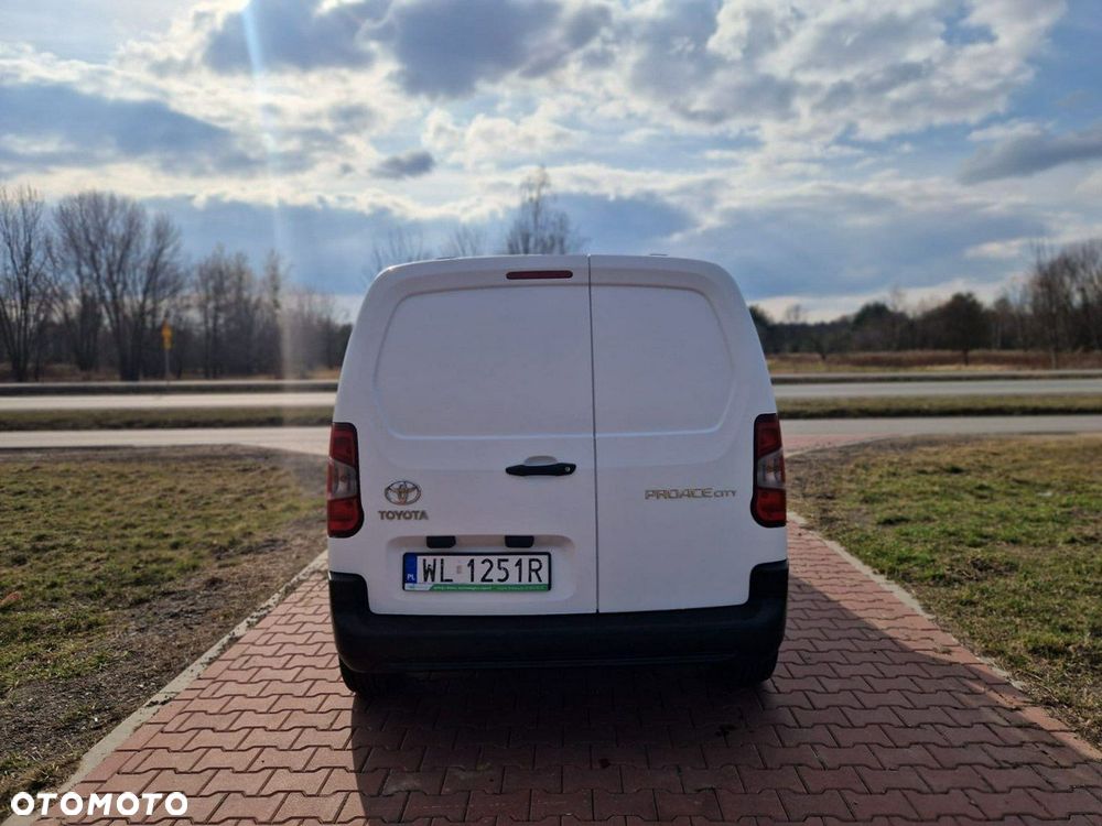 Toyota Proace City - 3