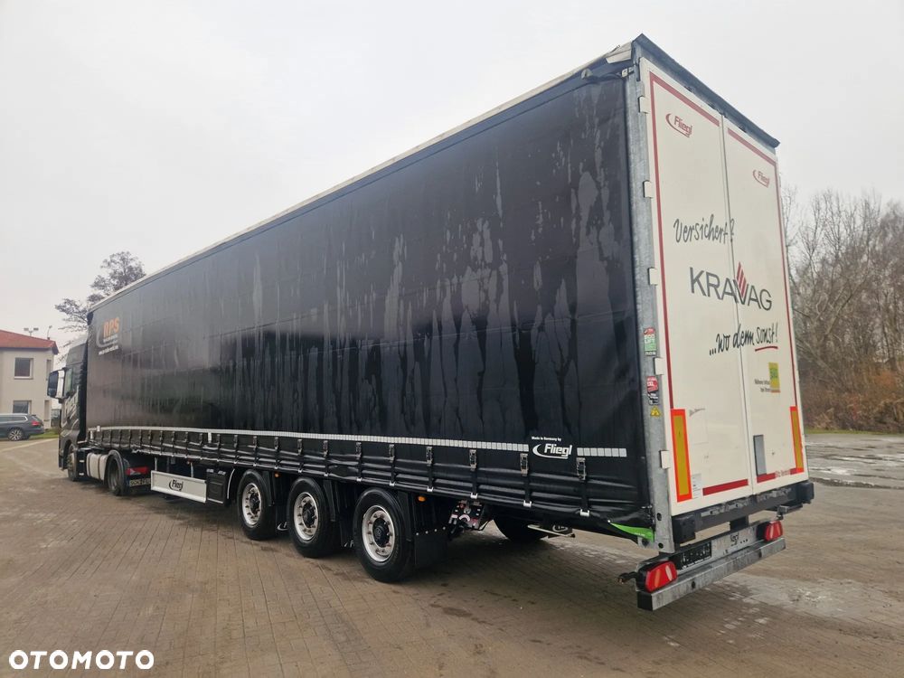 Fliegl kurtynowa MEGA - 2