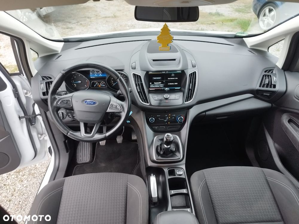Ford Grand C-MAX - 18
