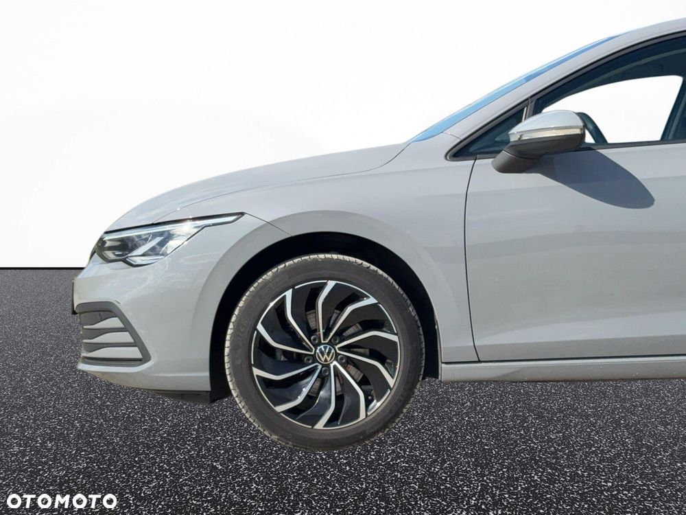Volkswagen Golf 1.5 eTSI Life DSG - 12