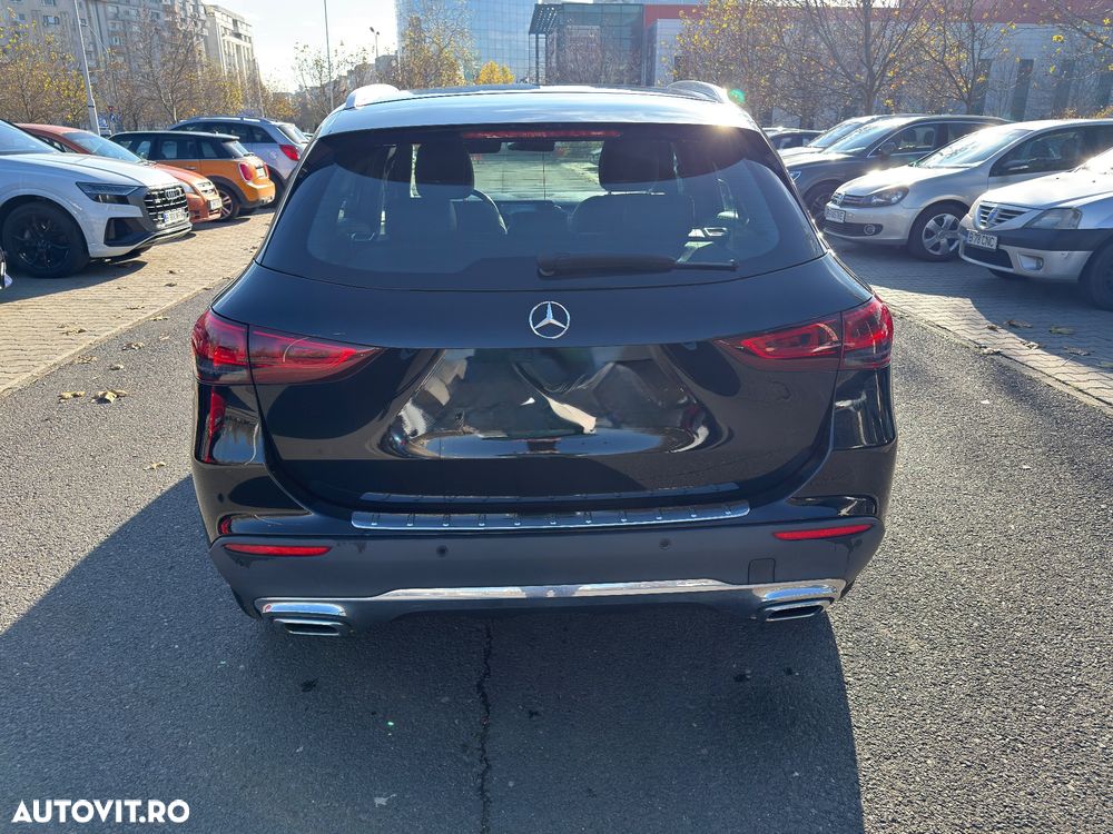 Mercedes-Benz GLA 200 7G-DCT Progressive - 39