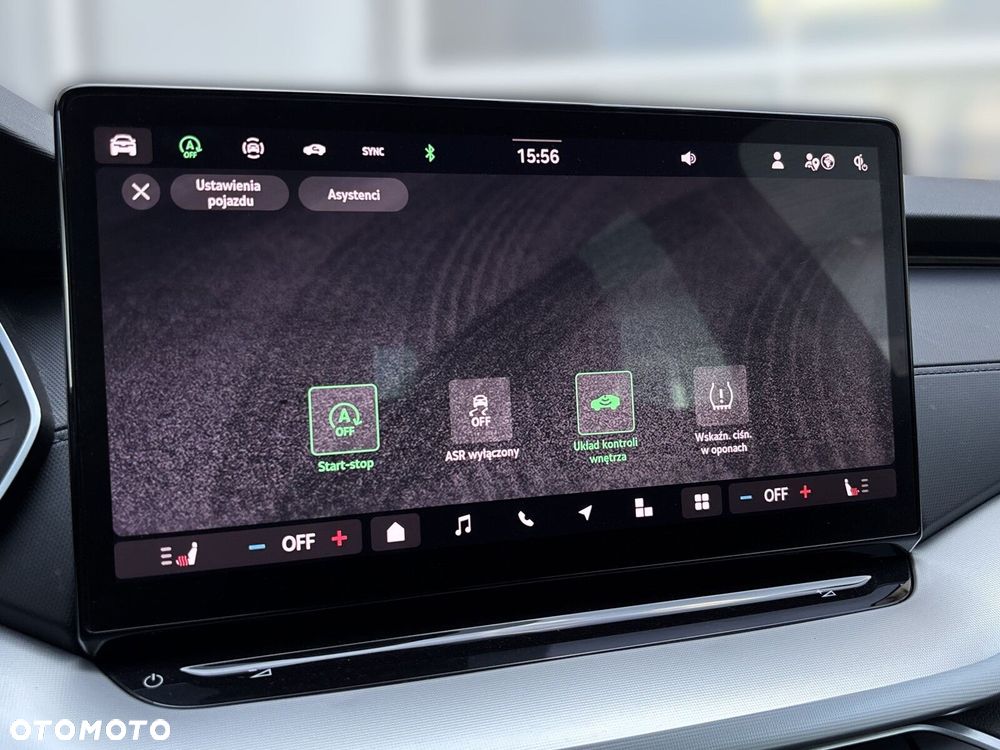Skoda Octavia 1.5 TSI mHEV Selection DSG - 24