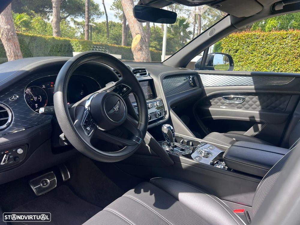 Bentley Bentayga - 24