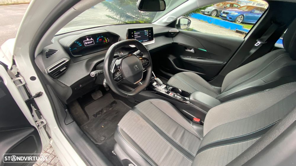 Peugeot e-208 50 kWh Allure Pack - 22