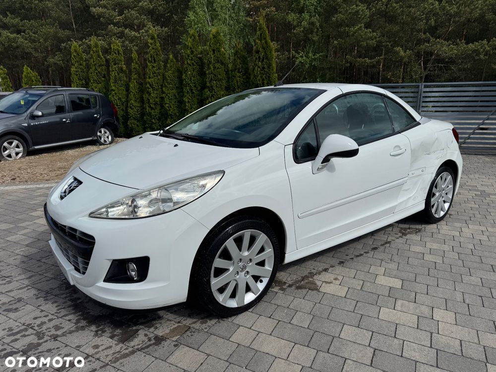 Peugeot 207 CC - 12